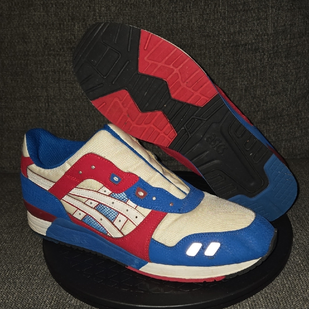 Rare* Asics Spilt Tongue